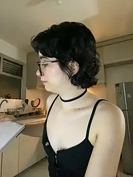  Lunnaa  online show from 03/16/26, 12:49