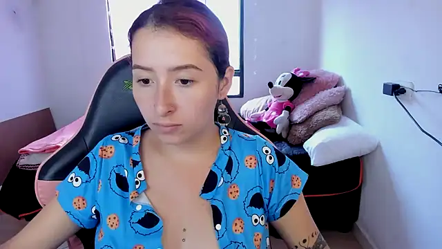 Snapshot of Ginger_Sweetty chatting on 02/17/25, 10:14 Ginger Sweetty online show from 02/17/25, 10:14