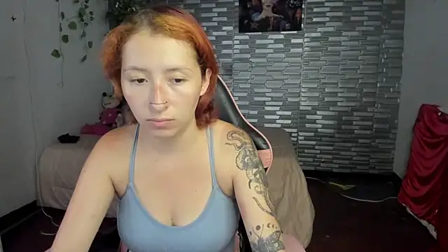 Snapshot of Ginger_Sweetty chatting on 09/19/25, 12:56 Ginger Sweetty online show from 09/19/25, 12:56