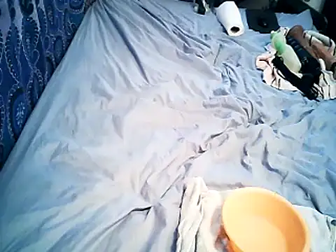 Snapshot of Manulingus chatting on 03/07/26, 04:42 Manulingus online show from 03/07/26, 04:42