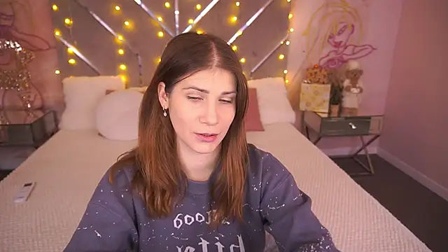 CassandraGood online show from 01/11/26, 06:51