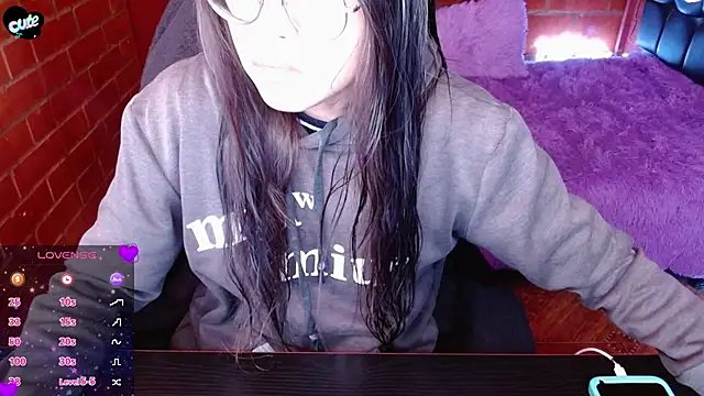 MidoriQuiinn online show from 04/08/26, 04:18