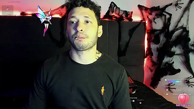 Snapshot of alejandro__2 chatting on 11/01/25, 05:42 alejandro 2 online show from 11/01/25, 05:42