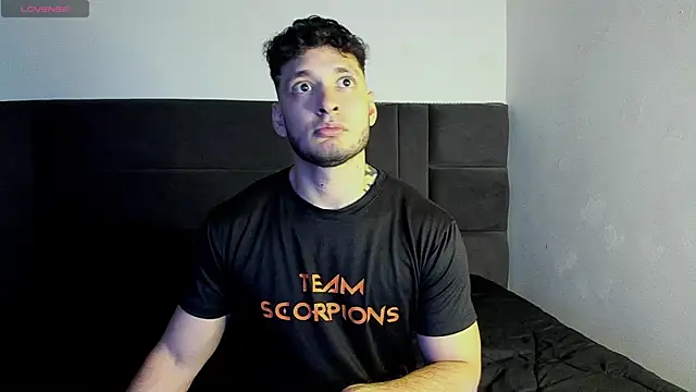 Snapshot of alejandro__2 chatting on 11/07/25, 07:36 alejandro 2 online show from 11/07/25, 07:36