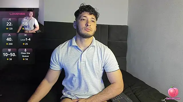 Snapshot of alejandro__2 chatting on 01/06/26, 12:42 alejandro 2 online show from 01/06/26, 12:42