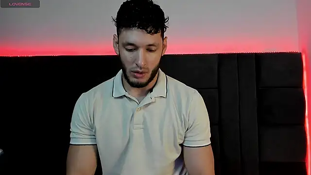 alejandro  2 online show from 04/25/26, 04:59