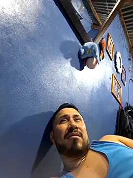 Eumanzor online show from 03/14/26, 02:17