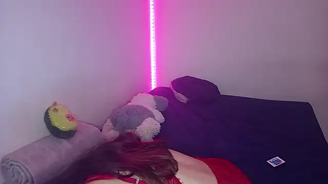 sweet little232 online show from 11/21/25, 09:52