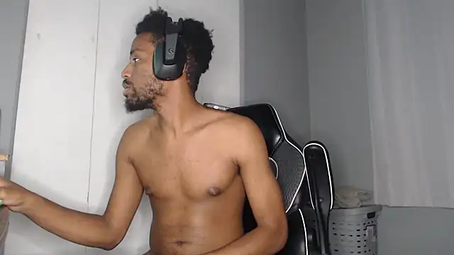 Snapshot of ChrisVacher chatting on 12/11/24, 07:57 ChrisVacher online show from 12/11/24, 07:57