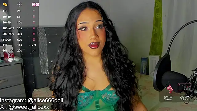 Snapshot of SWEET_ALICEXX chatting on 07/24/26, 09:35 SWEET ALICEXX online show from 07/24/26, 09:35