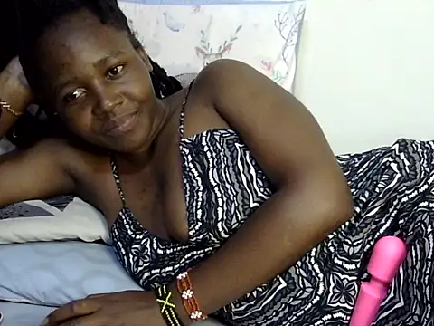 Snapshot of Sweet_ebony20 chatting on 12/02/25, 09:10 Sweet ebony20 online show from 12/02/25, 09:10