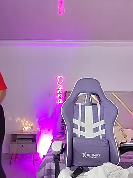 DannaBerry online show from 02/19/26, 04:47