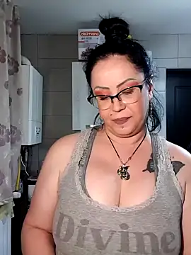 x  KHALEESI  x online show from 01/21/25, 05:09