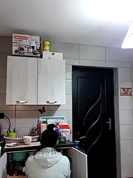 x  KHALEESI  x online show from 02/11/25, 05:40