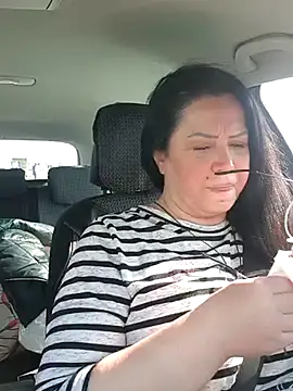 x  KHALEESI  x online show from 02/21/25, 11:01