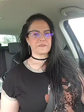 x  KHALEESI  x online show from 03/18/26, 09:56