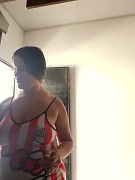 sweet lucia online show from 01/16/26, 02:54