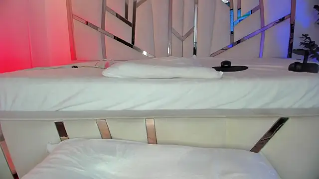 hot booty  online show from 07/04/26, 08:15