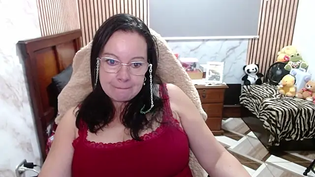 Snapshot of Sonialorens_ chatting on 04/20/26, 03:37 Sonialorens online show from 04/20/26, 03:37