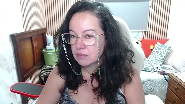 Snapshot of Sonialorens_ chatting on 05/08/26, 12:54 Sonialorens online show from 05/08/26, 12:54