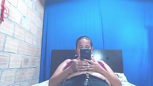 isabella dirty69 online show from 03/12/25, 03:40