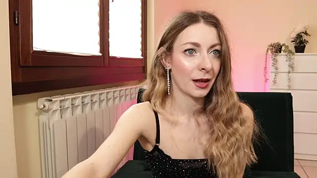 Luna Riva online show from 03/13/25, 10:05