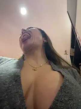 angelitasexy81 online show from 02/26/25, 06:11