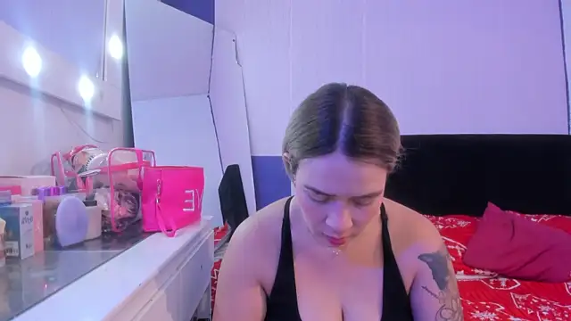 Snapshot of Byanca_Winklar chatting on 12/12/24, 04:43 Byanca Winklar online show from 12/12/24, 04:43