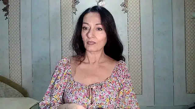 Antralyn online show from 10/23/25, 09:19