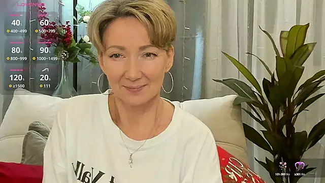 Snapshot of AkexandraFix chatting on 12/07/24, 04:58 AkexandraFix online show from 12/07/24, 04:58