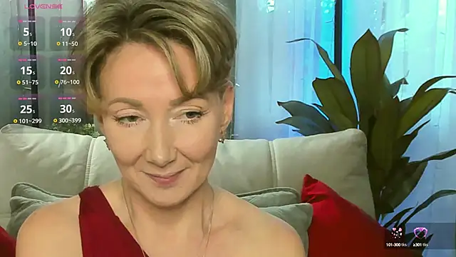 Snapshot of AkexandraFix chatting on 02/11/25, 12:58 AkexandraFix online show from 02/11/25, 12:58