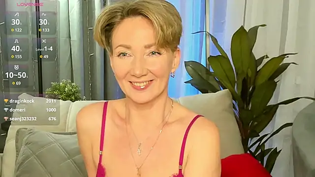 Snapshot of AkexandraFix chatting on 02/18/25, 06:26 AkexandraFix online show from 02/18/25, 06:26