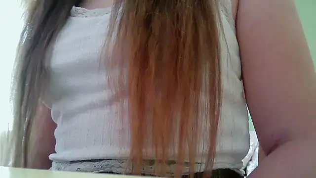 Snapshot of Misty_x chatting on 11/18/25, 12:42 Misty x online show from 11/18/25, 12:42