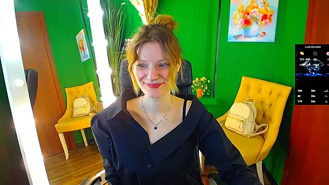Snapshot of MaryHiggins chatting on 02/07/25, 07:07 MaryHiggins online show from 02/07/25, 07:07