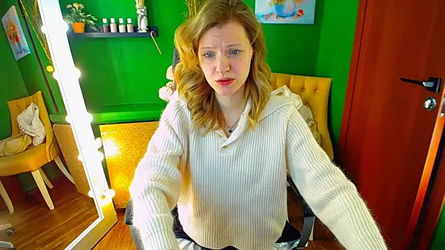 Snapshot of MaryHiggins chatting on 02/19/25, 11:38 MaryHiggins online show from 02/19/25, 11:38