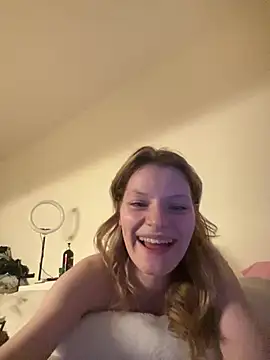 Snapshot of MaryHiggins chatting on 03/02/25, 08:07 MaryHiggins online show from 03/02/25, 08:07