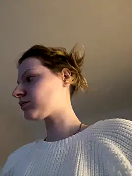 MaryHiggins online show from 10/27/25, 01:59