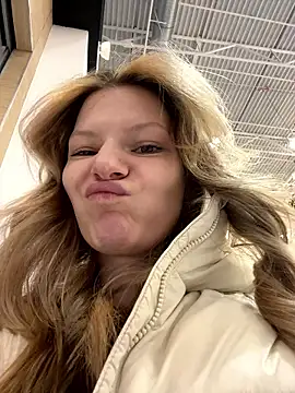 MaryHiggins online show from 01/16/26, 01:59