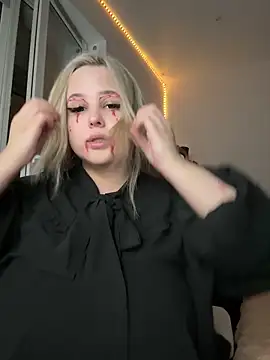 Snapshot of B_Ratz chatting on 10/31/25, 09:16 B Ratz online show from 10/31/25, 09:16