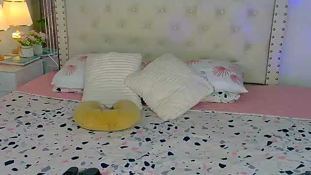 Ariana girlhots online show from 01/18/26, 06:17