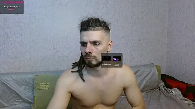 Snapshot of Aestheticguy101 chatting on 03/03/25, 04:35 Aestheticguy101 online show from 03/03/25, 04:35