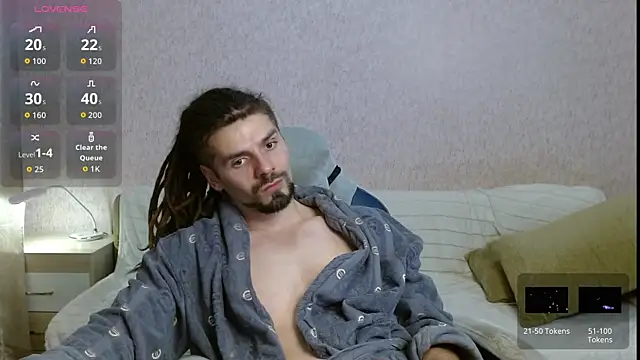 Snapshot of Aestheticguy101 chatting on 10/16/25, 04:52 Aestheticguy101 online show from 10/16/25, 04:52