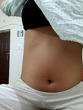 Snapshot of Ipsita-bold chatting on 02/28/26, 09:38 Ipsita-bold online show from 02/28/26, 09:38