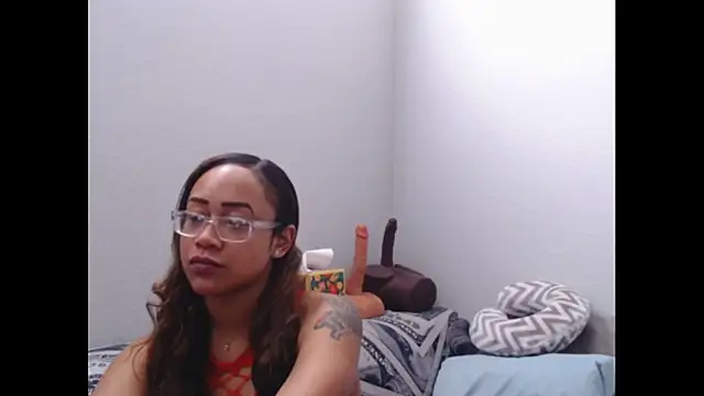 RylHoneyy online show from 03/20/26, 05:51