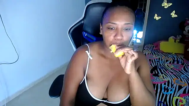 marysol83 online show from 04/24/26, 01:19