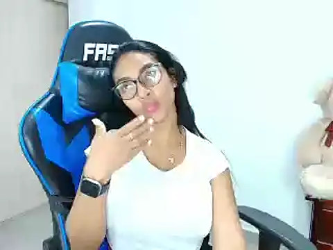 sophiax-x online show from 03/20/25, 12:30