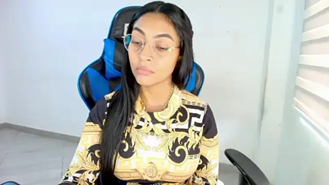 sophiax-x online show from 02/13/26, 03:52