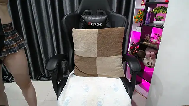 Yuki-yio online show from 10/01/25, 02:39