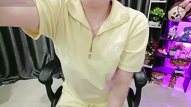 Yuki-yio online show from 06/18/26, 01:17