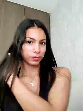 Snapshot of Angelinalombardi_ chatting on 03/18/25, 04:48 Angelinalombardi online show from 03/18/25, 04:48